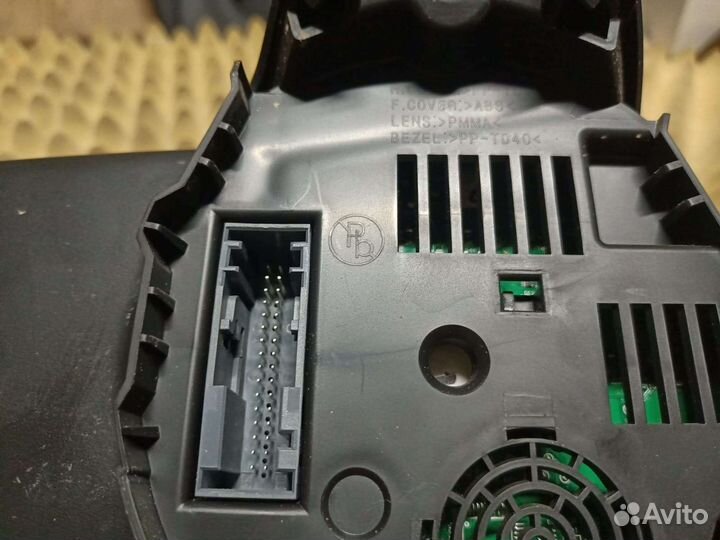 Панель приборов Шевроле Авео