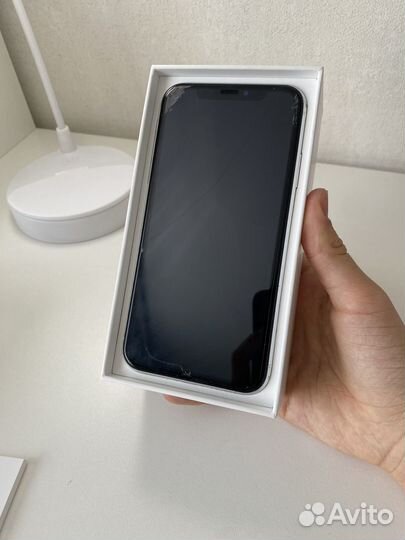 iPhone Xr, 128 ГБ