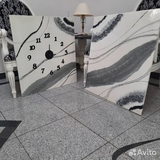 Панно с часами