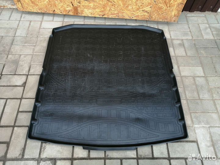 Ковер в багажник skoda octavia. A8