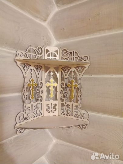 Полка для икон деревянная резная