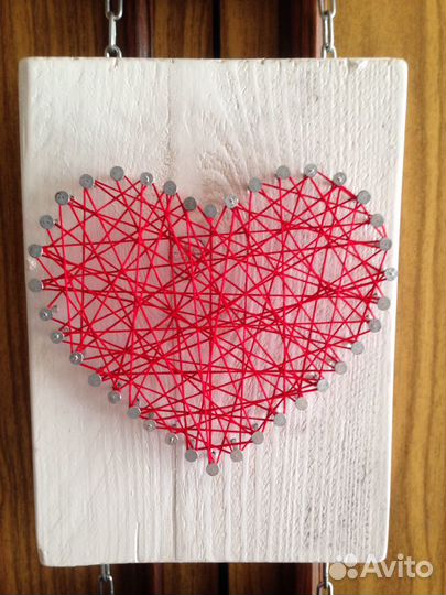 Картина в стиле string ART. love