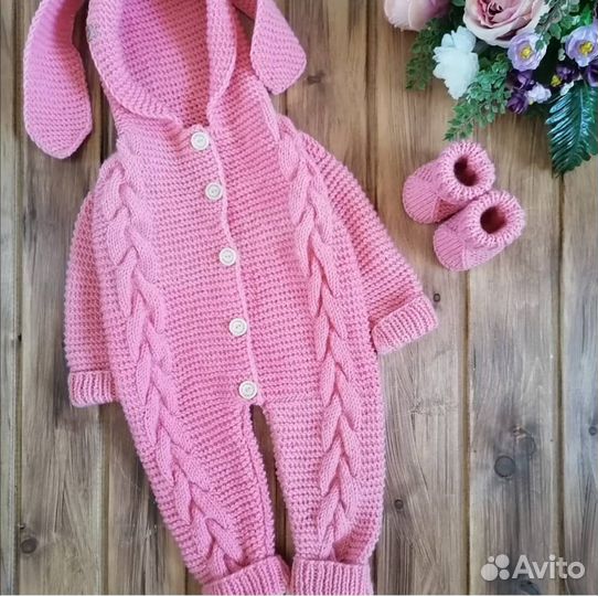 Вязаные изделия ручной работы