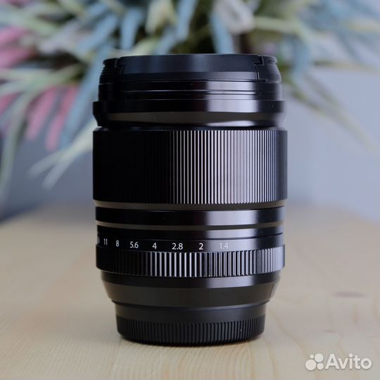 Объектив Fujifilm XF 18mm F1.4 R LM WR