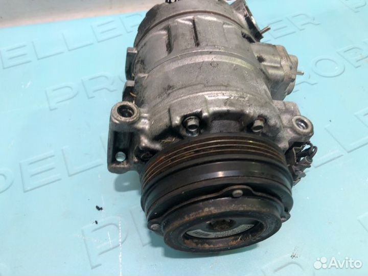 Компрессор кондиционера Bmw X5M E70 S63 2011