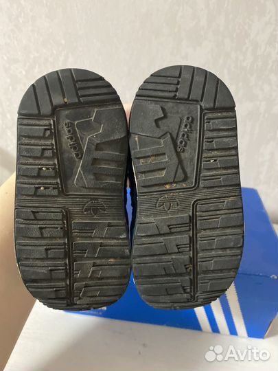 Кроссовки adidas