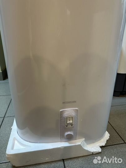 Водонагреватель накопительный Zanussi ZWH/S 50 Art