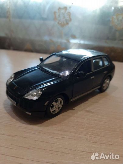 Модели kinsmart