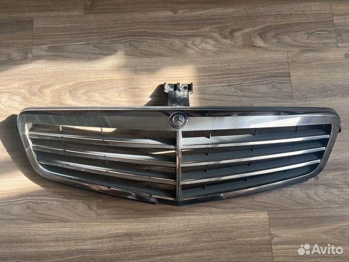 Решетка радиатора mercedes w204
