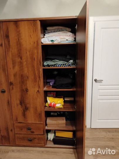 Шкаф и комод б/у