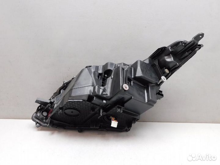 Фара правая Lexus RX200t/RX300/RX350/RX350L/RX450h