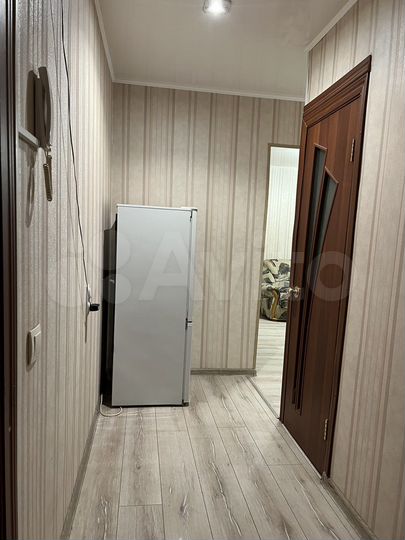 2-к. квартира, 42 м², 1/5 эт.