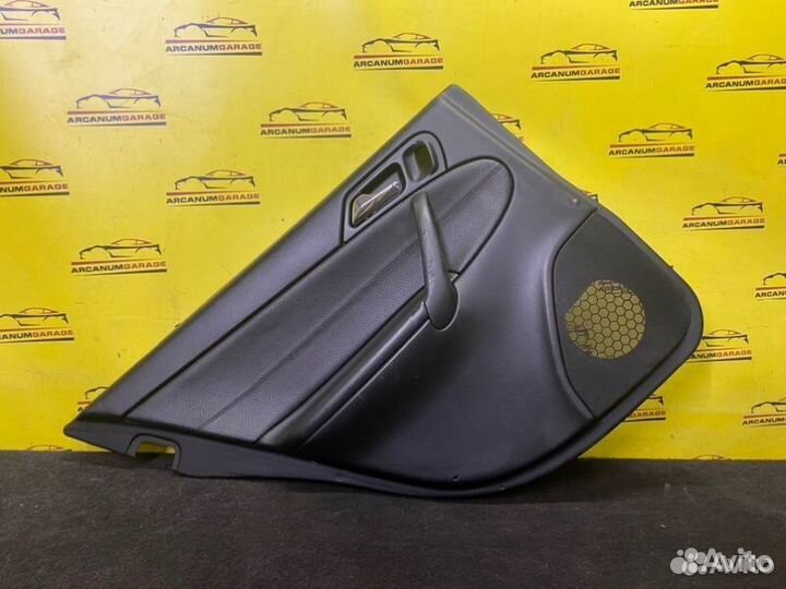 Обшивка двери задняя левая Mercedes 203 W203