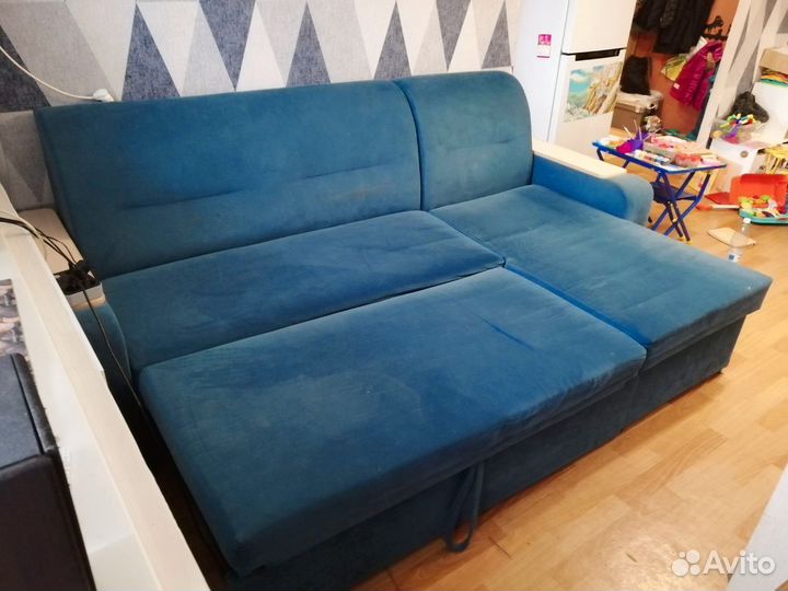 Большой угловой диван бу