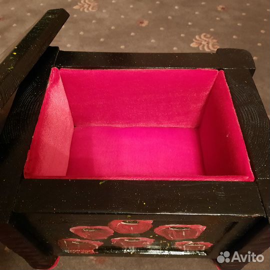 Ларь декоративный в русском деревенском стиле