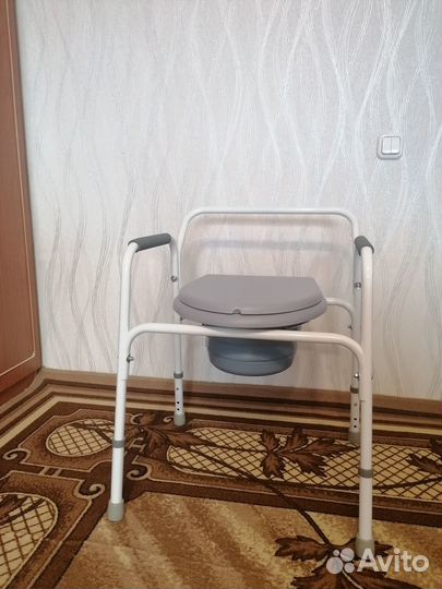 Стул-туалет для инвалидов и пожилых людей