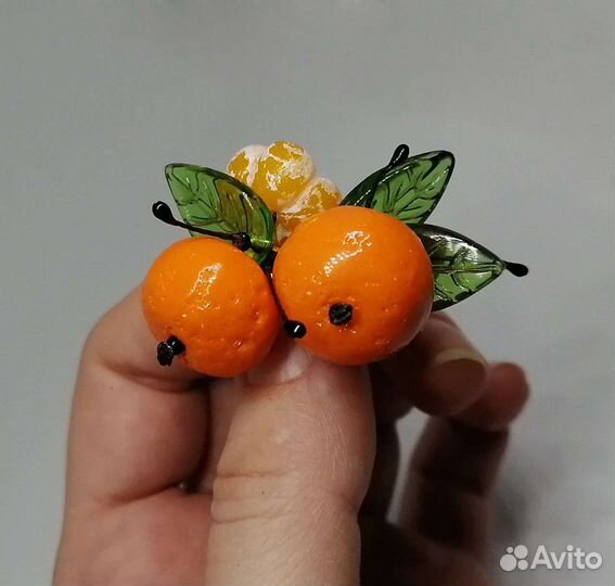 Брошь ручной работы Мандарины