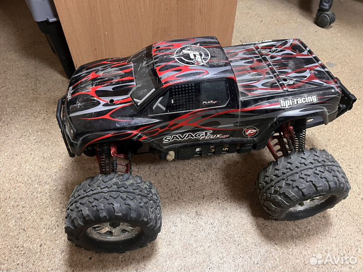 HPI Savage flux HP 1:8