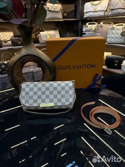 Сумка Louis Vuitton Favorite