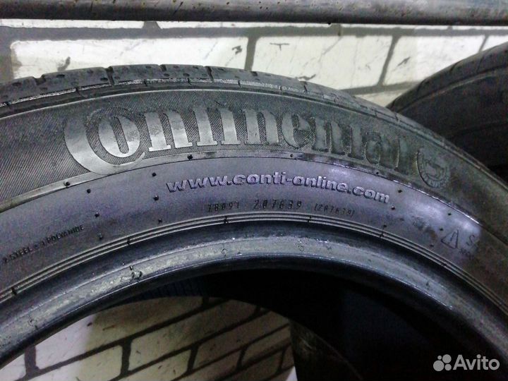 Continental ContiPremiumContact 2 215/55 R17 94V