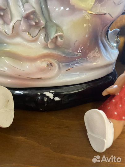 Светильник фарфоровый