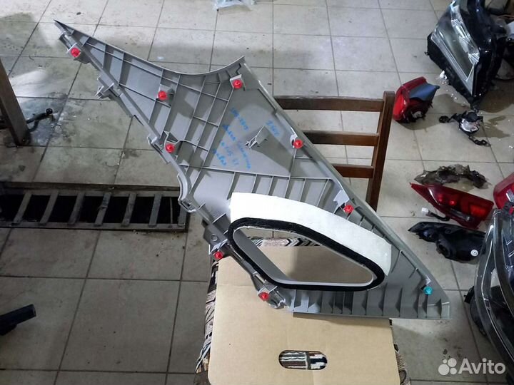 Обшивка багажника Lexus RX правая,2015-2019г