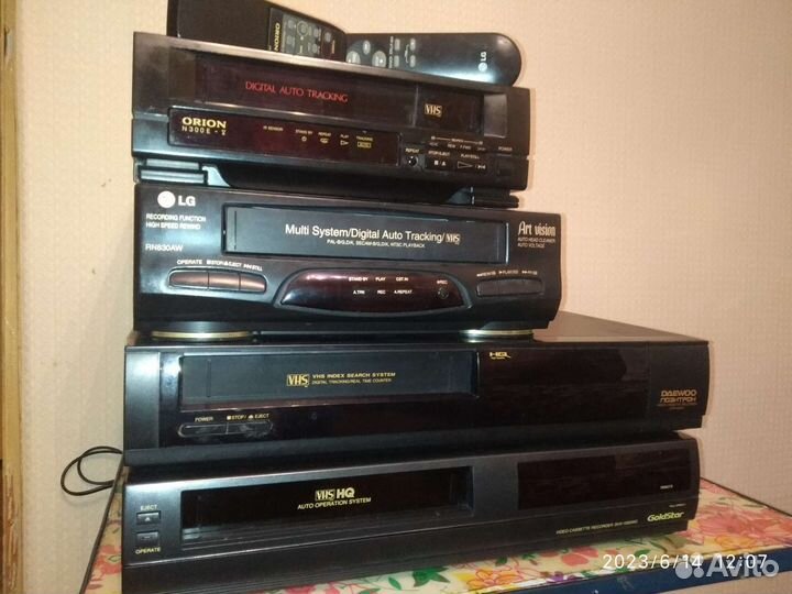 Видеомагнитофон