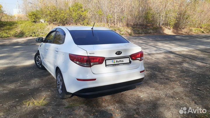 Kia Rio 1.4 AT, 2015, 144 000 км