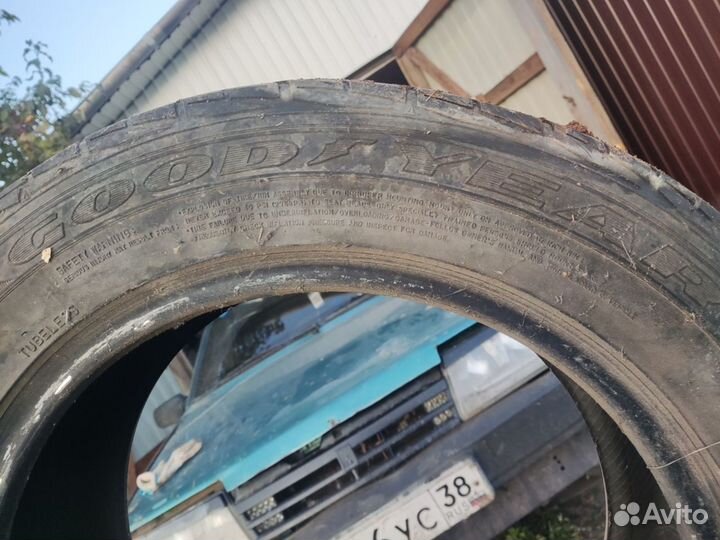 Goodyear Eagle RV 205/60 R16 92H