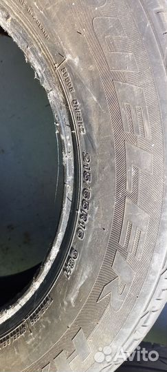 Bridgestone Blizzak Ice 215/65 R16