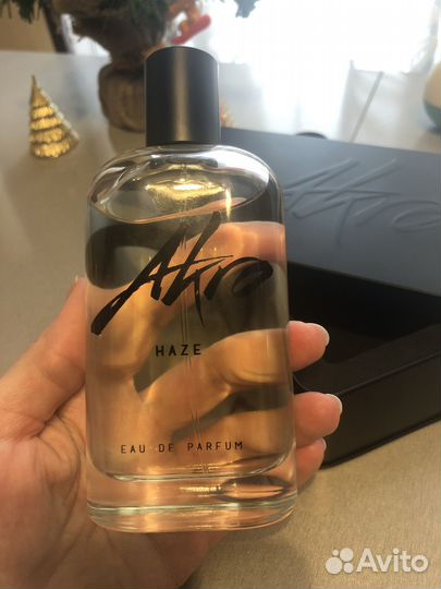 Продам парфюм Akro