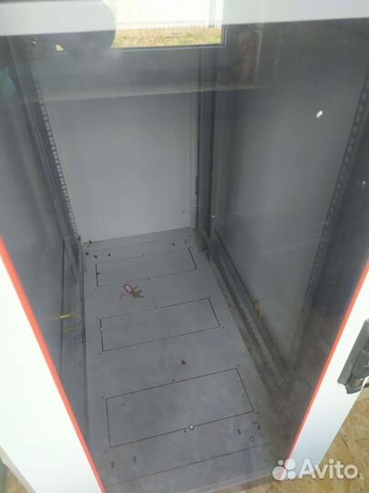 Серверный шкаф