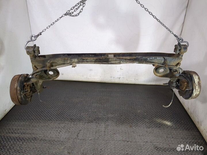 Балка подвески задняя Toyota Sienna 2, 2005