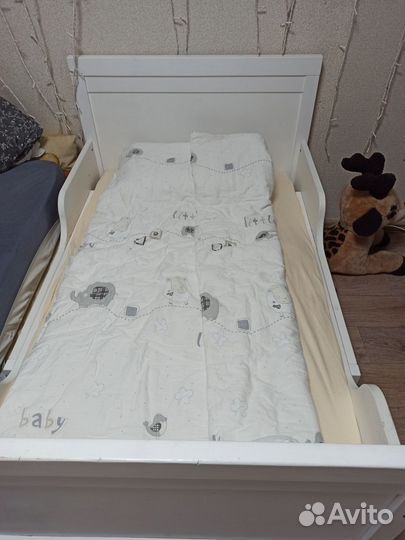 Раздвижная кровать Икеа