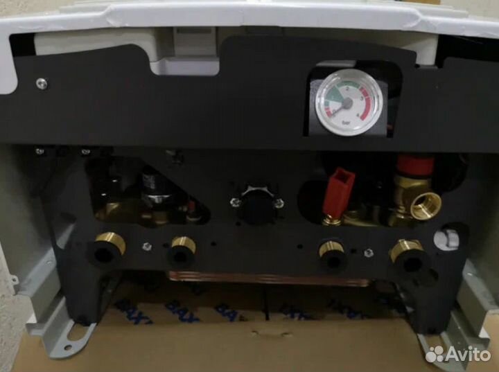 Котел газовый настенный baxi ECO 4s 24F 7659670