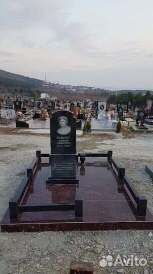 Памятники (мрамор, гранит)