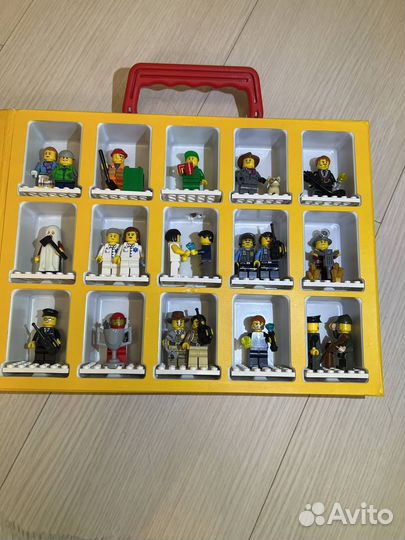 Коллекционный набор Lego фигурок