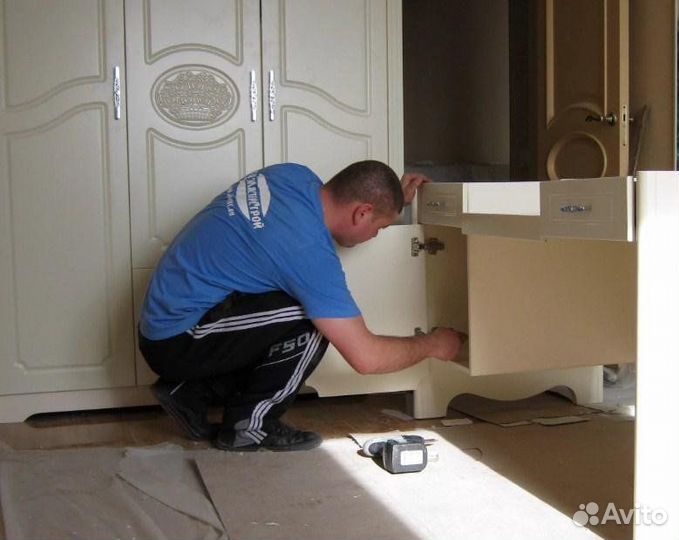 Сборщик мебели