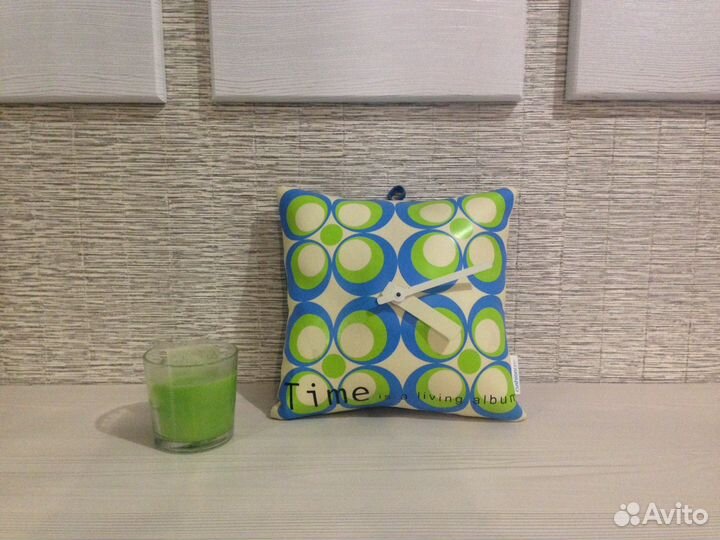 Часы-подушка