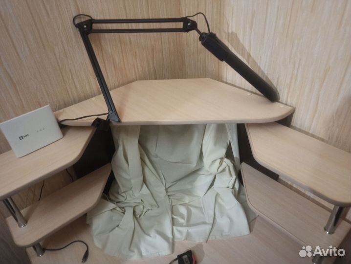 Рабочий стол, компьютерный стол угловой