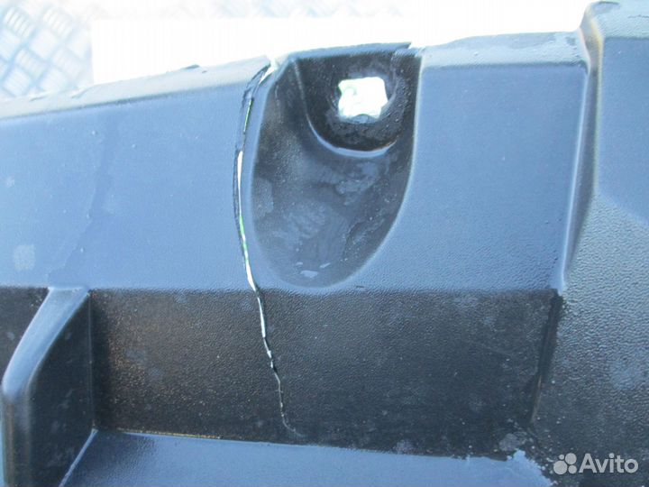 Решётка радиатора Volkswagen Crafter 2011г