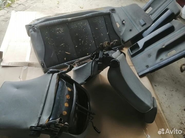 Комплект сидений Volkswagen golf 2