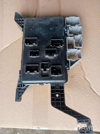 Блок предохранителей Ford Mondeo 3 cjba