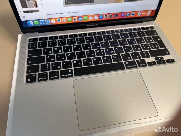 Apple MacBook air 13 2020 m1 8gb 256