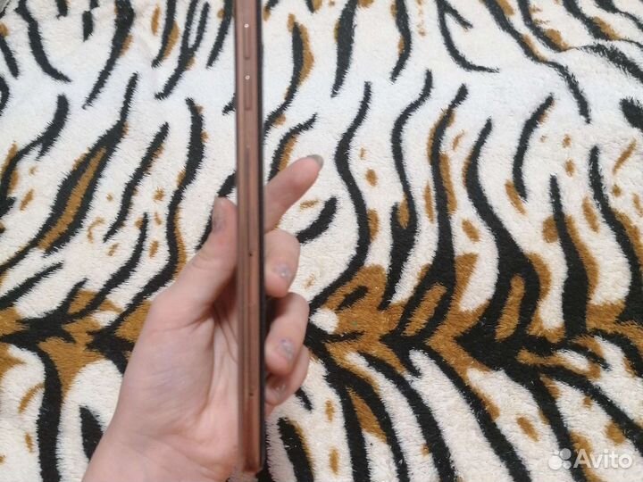 Samsung Galaxy J4+ (2018), 3/32 ГБ