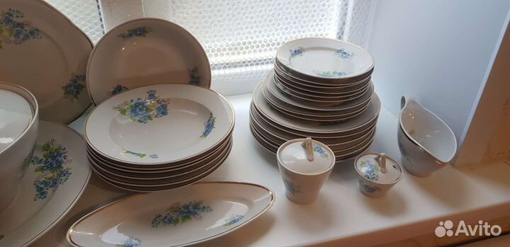 Набор столовой посуды на 6 персон