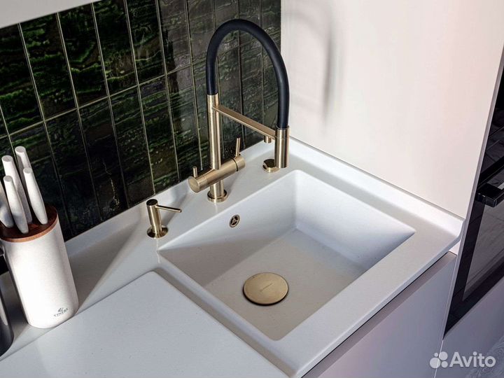 Кухни на заказ кухня