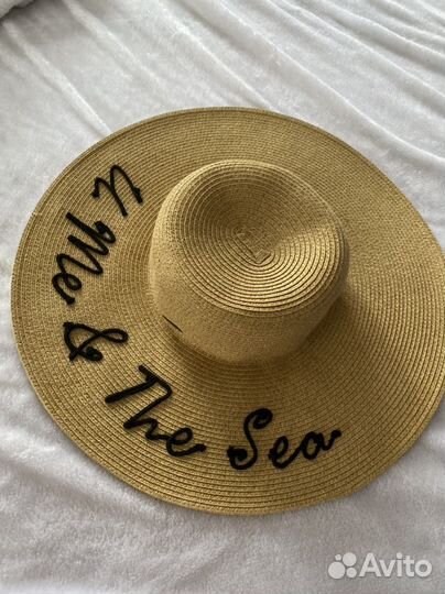 Шляпа пляжная