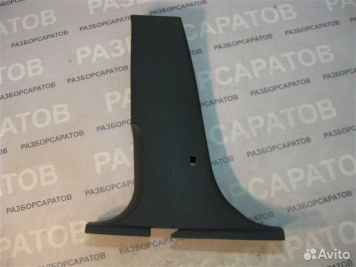 Обшивка стойки средней левая Skoda Octavia A5