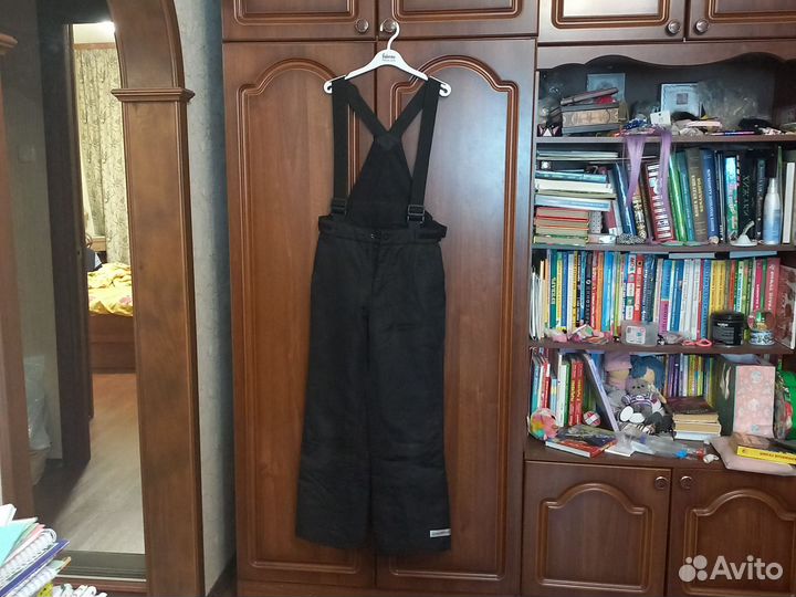 Зимний костюм горнолыжный и повседневный